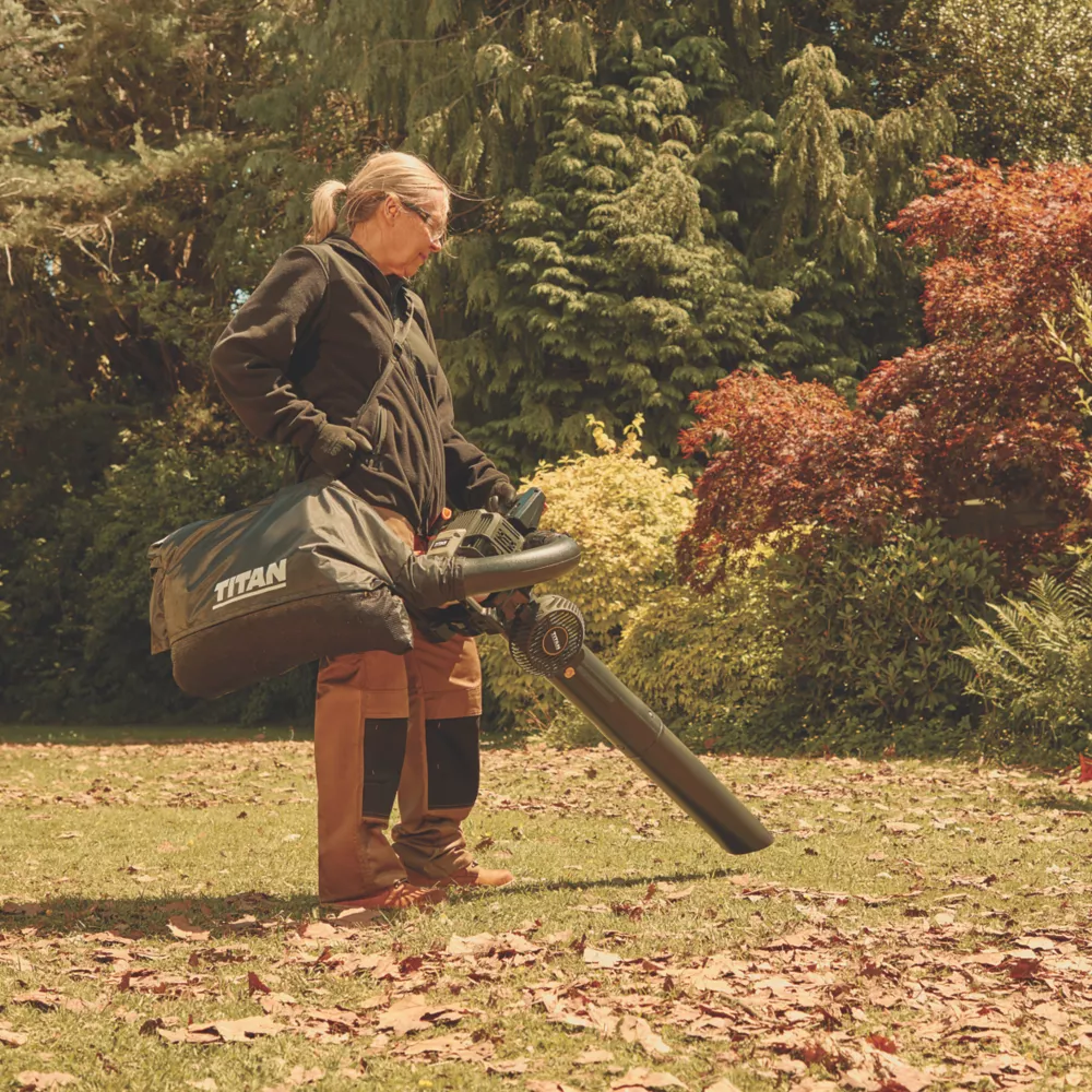 Titan TTBVP25-2 25.4cc 2-Stroke Blower Vac - Image 4