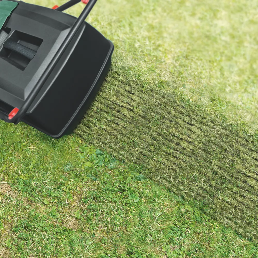 Bosch Verticut 1100 32cm 1100W Verticutter 240V 6 Bosch Verticut 1100 32cm 1100W Verticutter 240V - Image 6