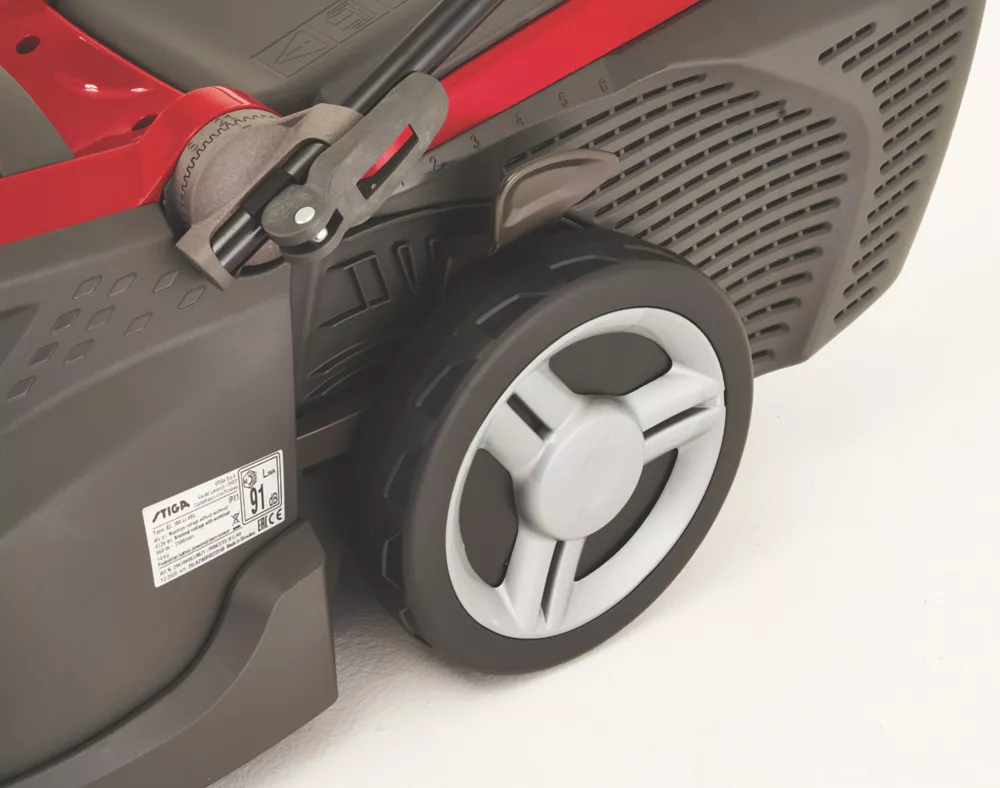 Mountfield Princess 38 Li 48V 2 X 2.0Ah Li-Ion Brushless Cordless 38cm Lawn Mower - Image 3